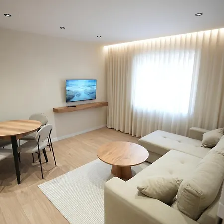 Huqi Luxury 1