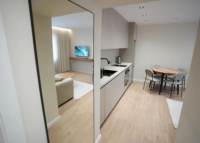 Апартаменты Huqi Luxury 1