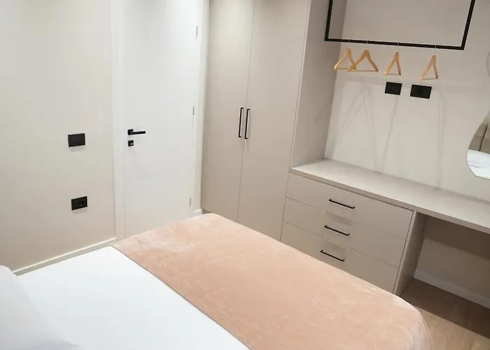 Huqi Luxury 1 公寓 地拉那